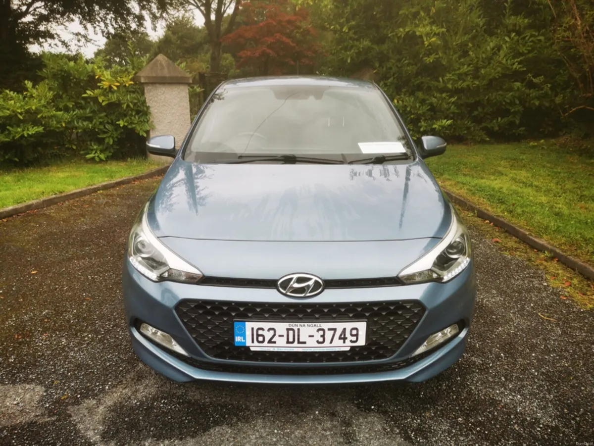 Hyundai i20 PETROL CLASSIC 5DR - Image 4