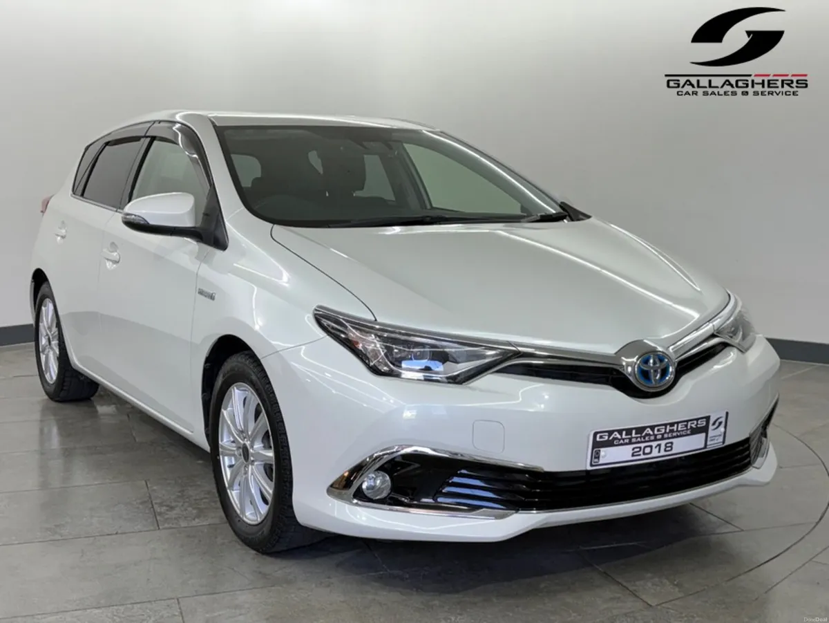 Toyota Auris SELF CHARGE HYBRID AUTOMATIC - Image 1