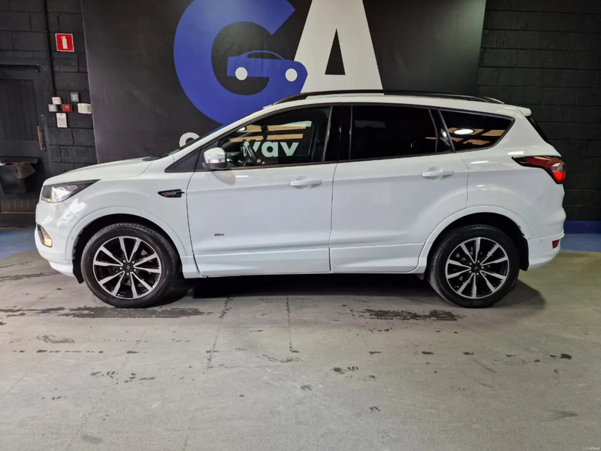 Ford Kuga ST-LINE 2.0 TDCI 4X4 AWD **HIGH SPEC, FU - Image 5