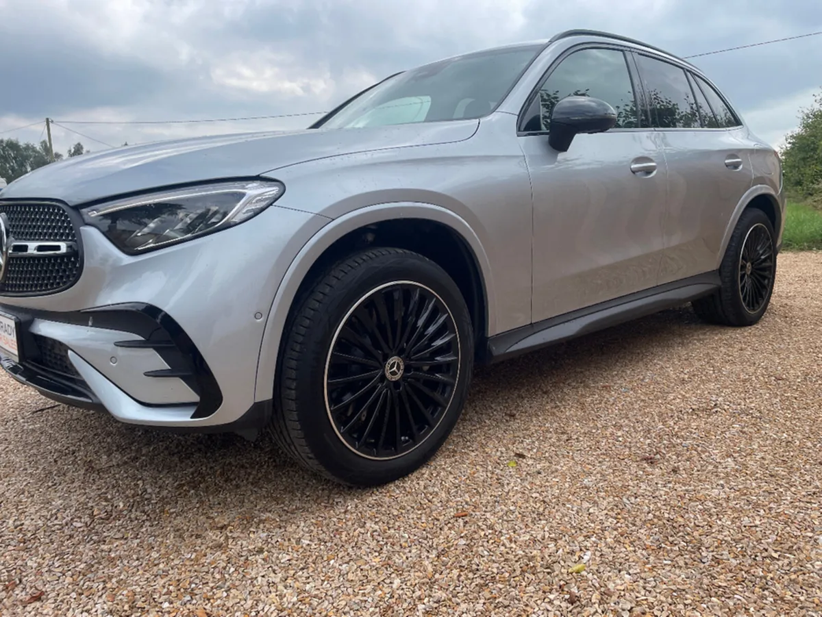 Mercedes-Benz GLC 2.0 LITRE URBAN MODEL HYBRID. - Image 3