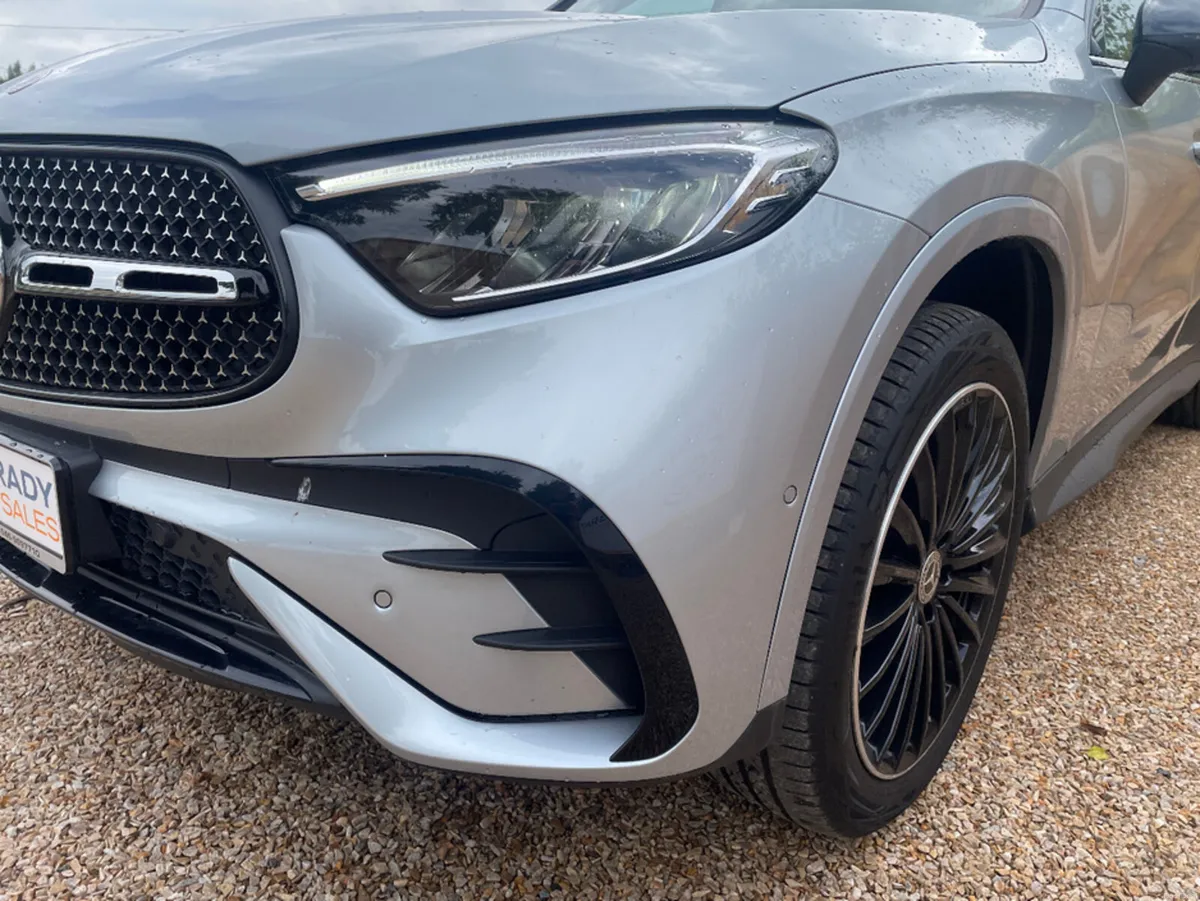 Mercedes-Benz GLC 2.0 LITRE URBAN MODEL HYBRID. - Image 4