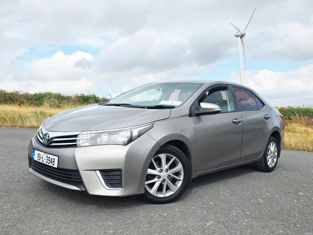 Toyota Corolla 1.4 D-4D AURA 4DR - Image 1