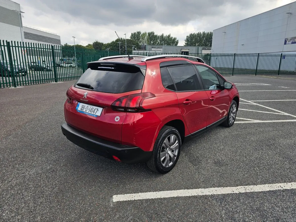 Peugeot 2008 1.2 PURETECH, ACTIVE MODEL, LOW MILEA - Image 6