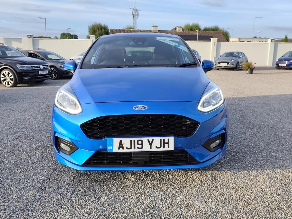 Ford Fiesta ST-LINE TURBO ACTIVE - Image 6