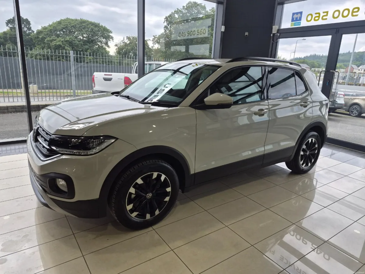 Volkswagen T-Cross Active 1.0 TSI AUTO - Image 1