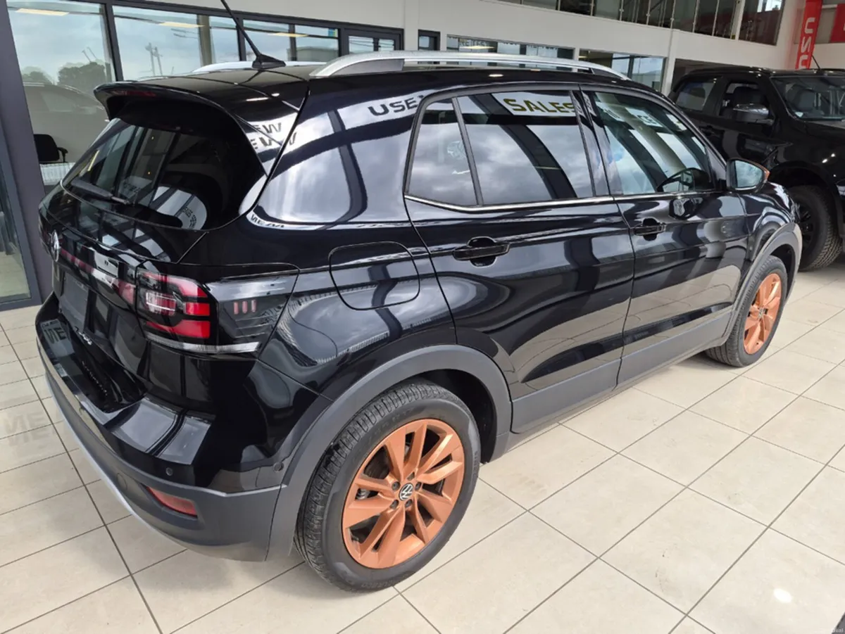 Volkswagen T-Cross 1.0 TSI Copper Edition Active - Image 3
