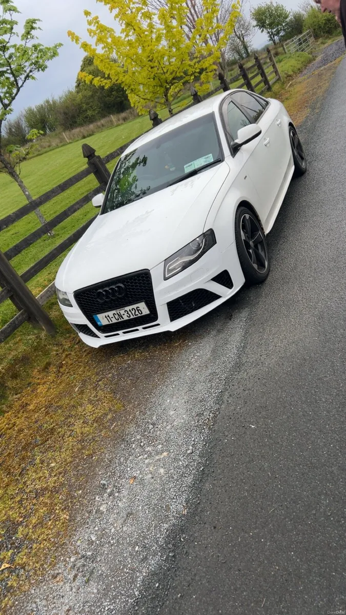 Audi a4 b8 s line black edition - Image 1