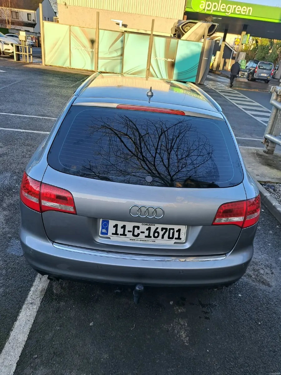Audi A6 2011 - Image 2