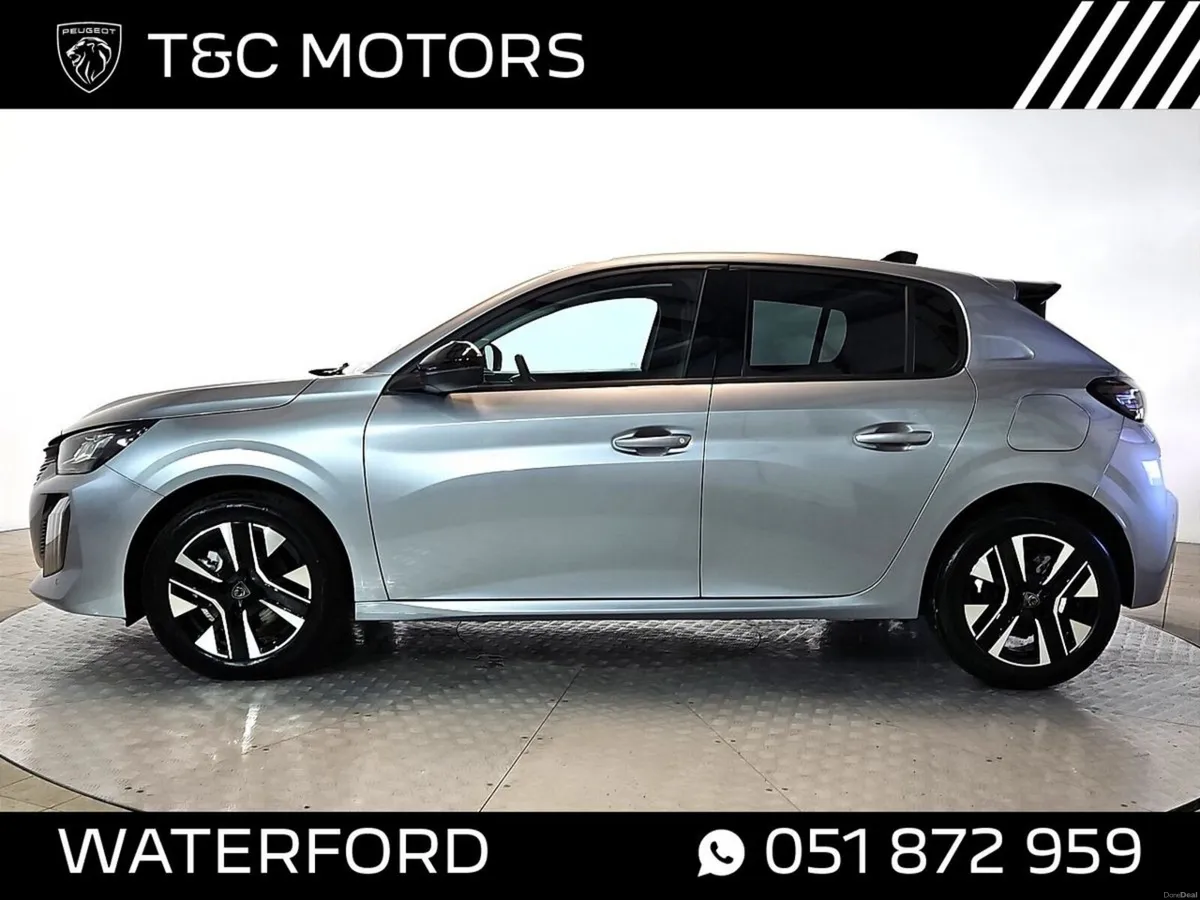 Peugeot 208 All New Allure Hybrid, Rear Camera & R - Image 5