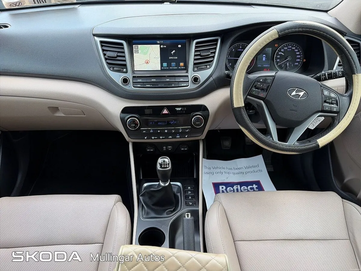 Hyundai Tucson 1.7 D Premium SE - Image 2