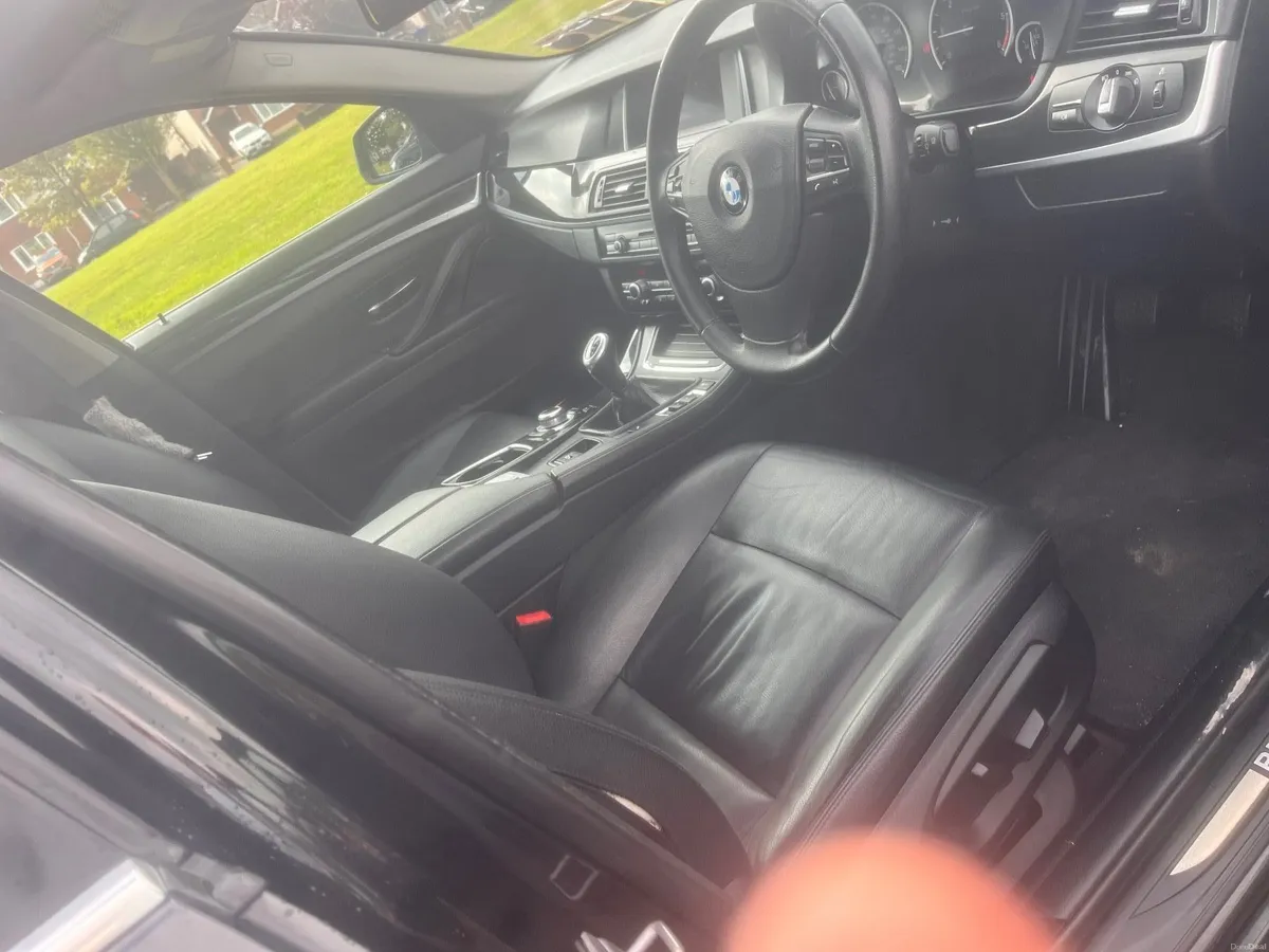BMW 520 D 2015. NEW NCT 12/05/27. - Image 4