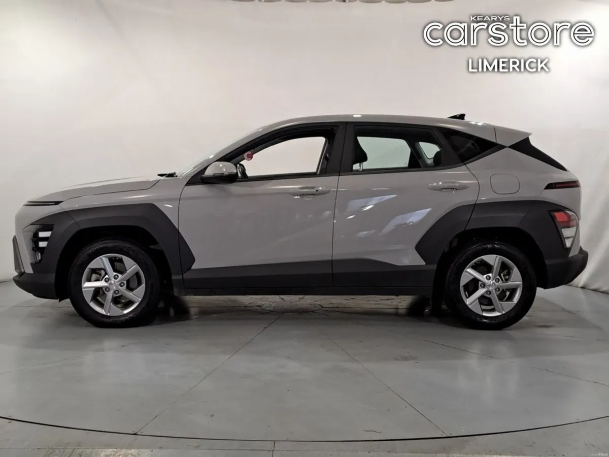 Hyundai KONA 1.6 HYBRID Signature Auto - Image 6
