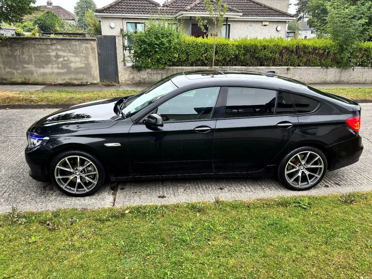BMW GT 5-Series 2010 **IMMACULATE**LOW MILEAGE** - Image 3