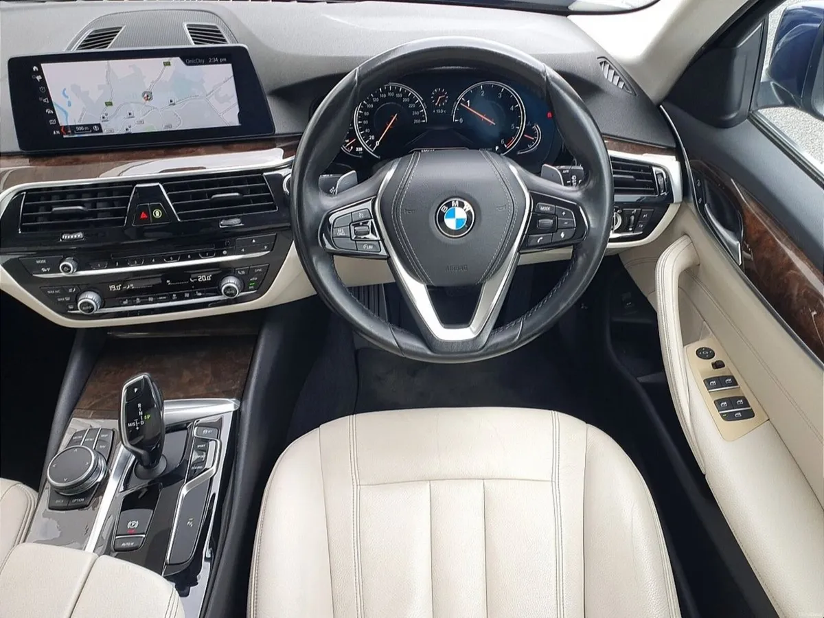 BMW 5-Series 520d SE Touring - Image 5