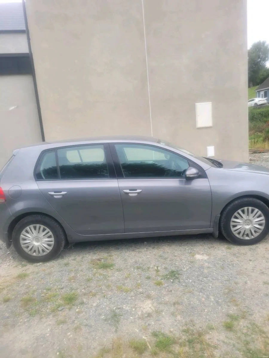 Car - Image 1