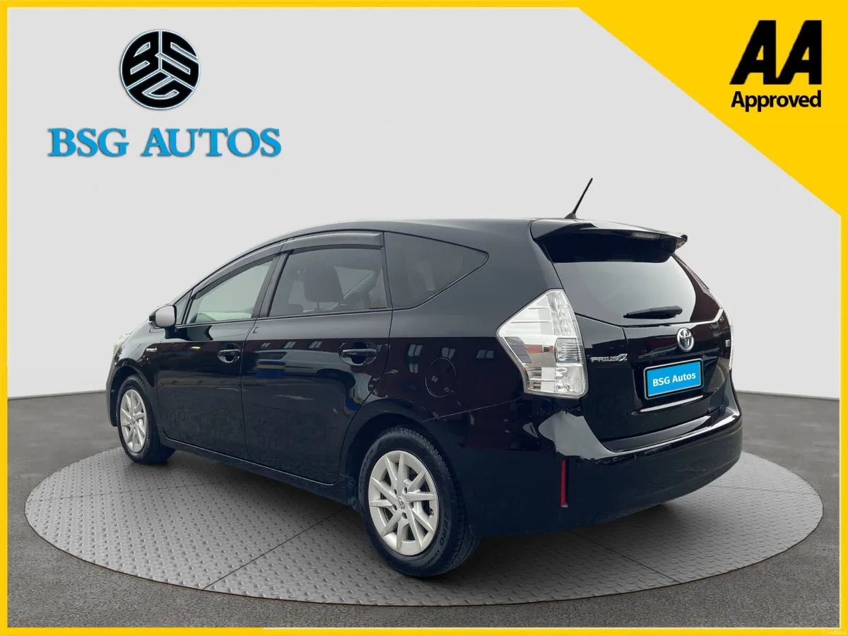 2013 TOYOTA PRIUS ALPHA  ** 7 SEATER** AUTO HYBRID - Image 6