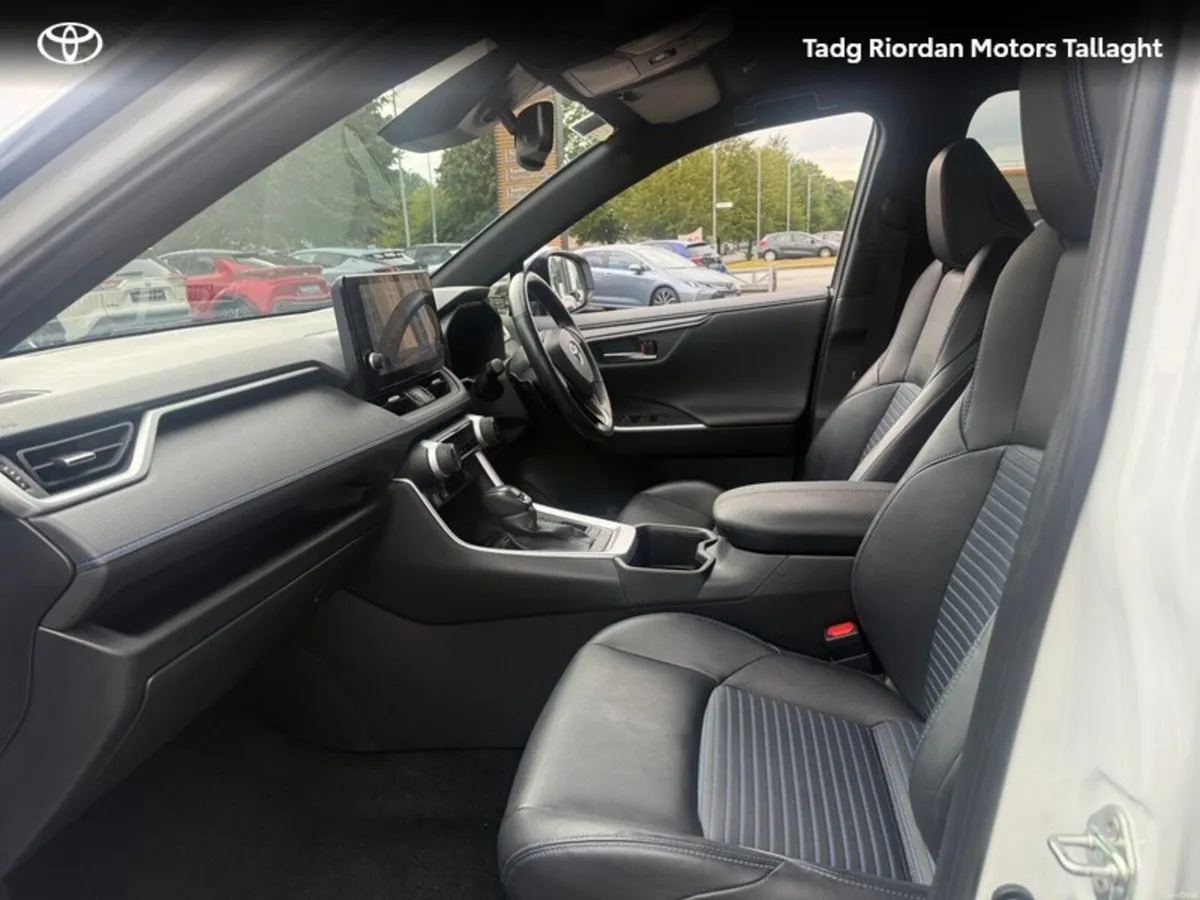 Toyota RAV4 RAV4 HYBRID SPORT - Image 6