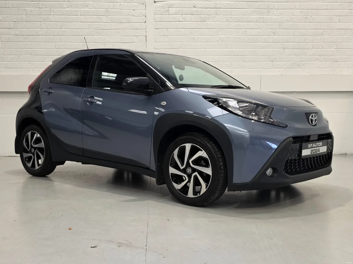 Toyota Aygo X Design 1.0 Petrol 72Bhp 5 Speed Man - Image 3