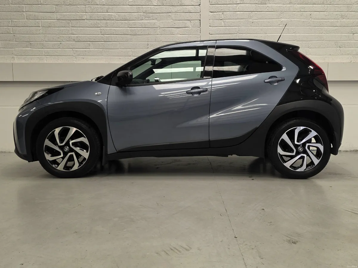 Toyota Aygo X Design 1.0 Petrol 72Bhp 5 Speed Man - Image 4