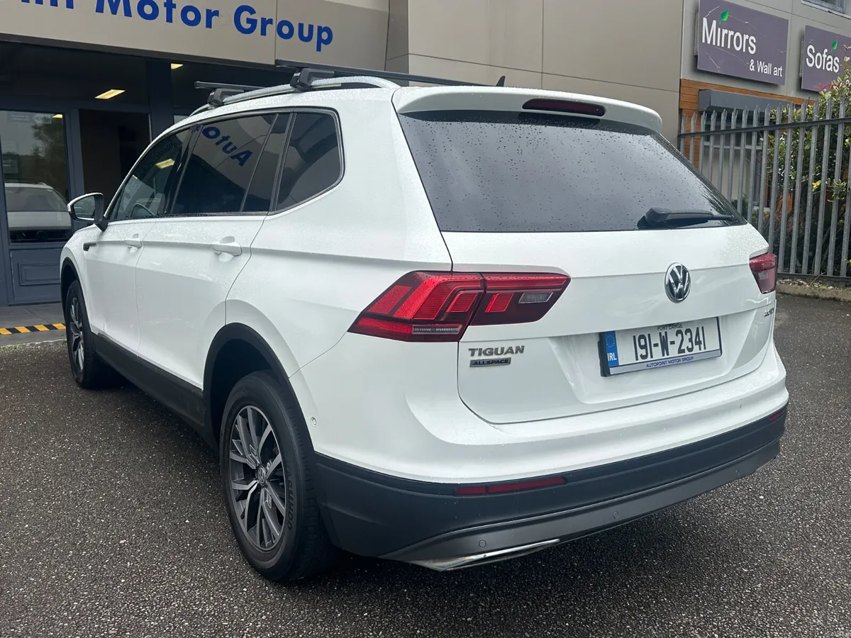 2.0 TDI COMFORTLINE DSG - SAVE €1000 - Image 2