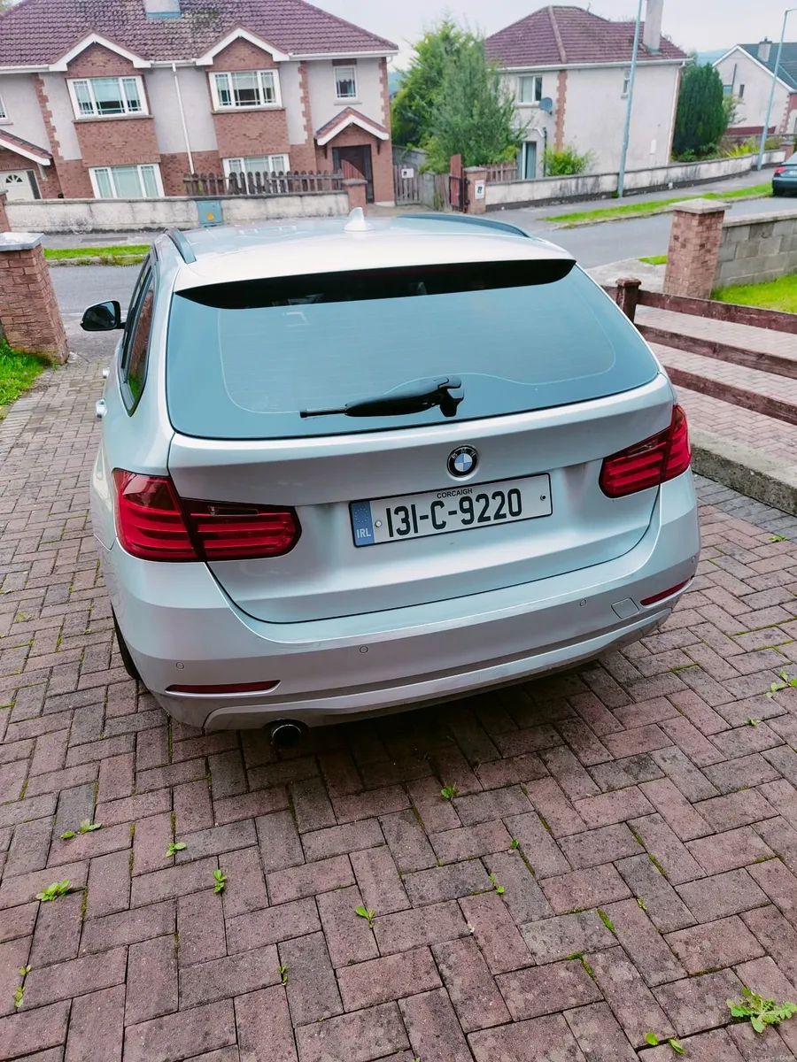 BMW 3-Series 2013 - Image 3