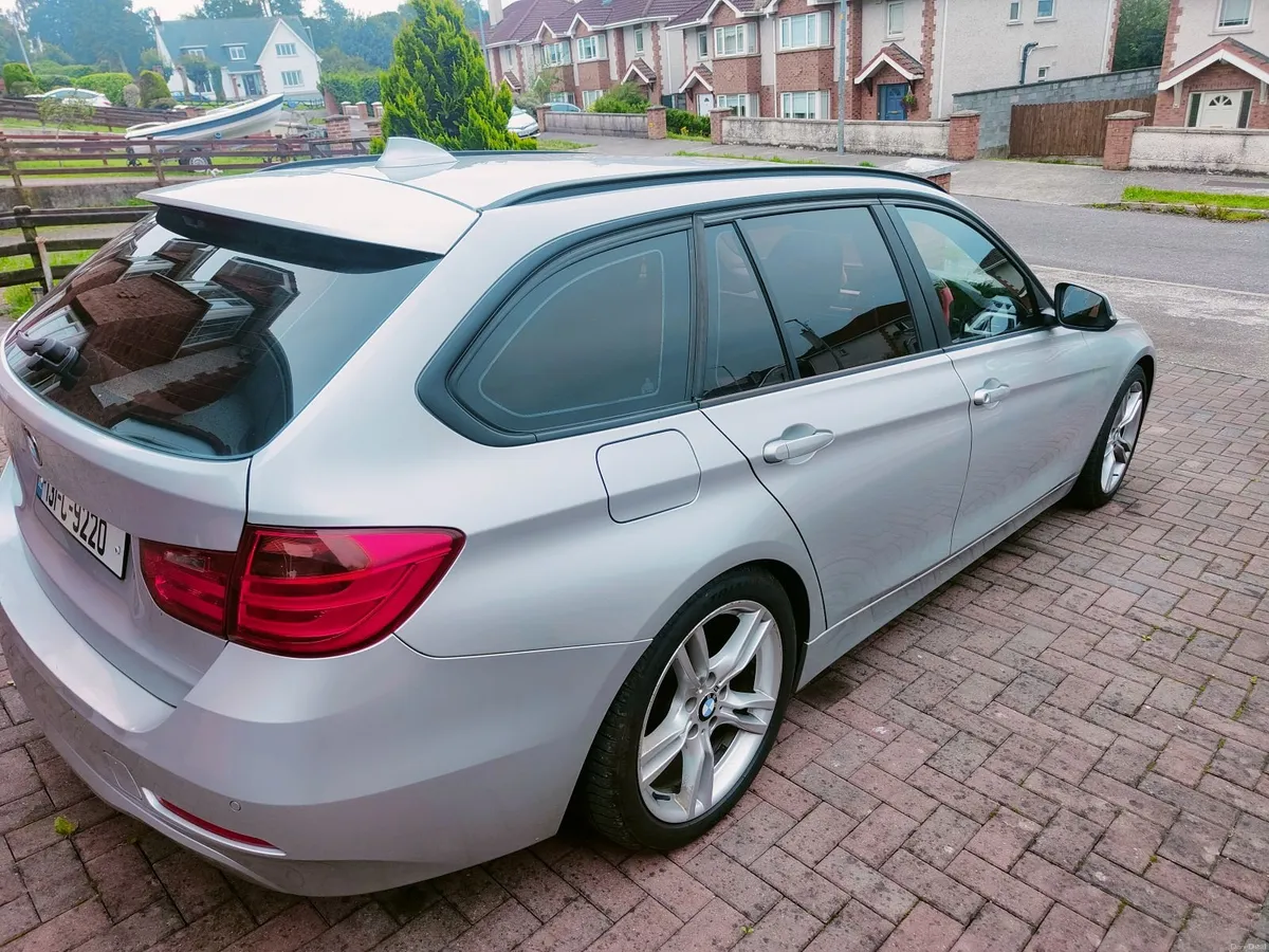 BMW 3-Series 2013 - Image 5