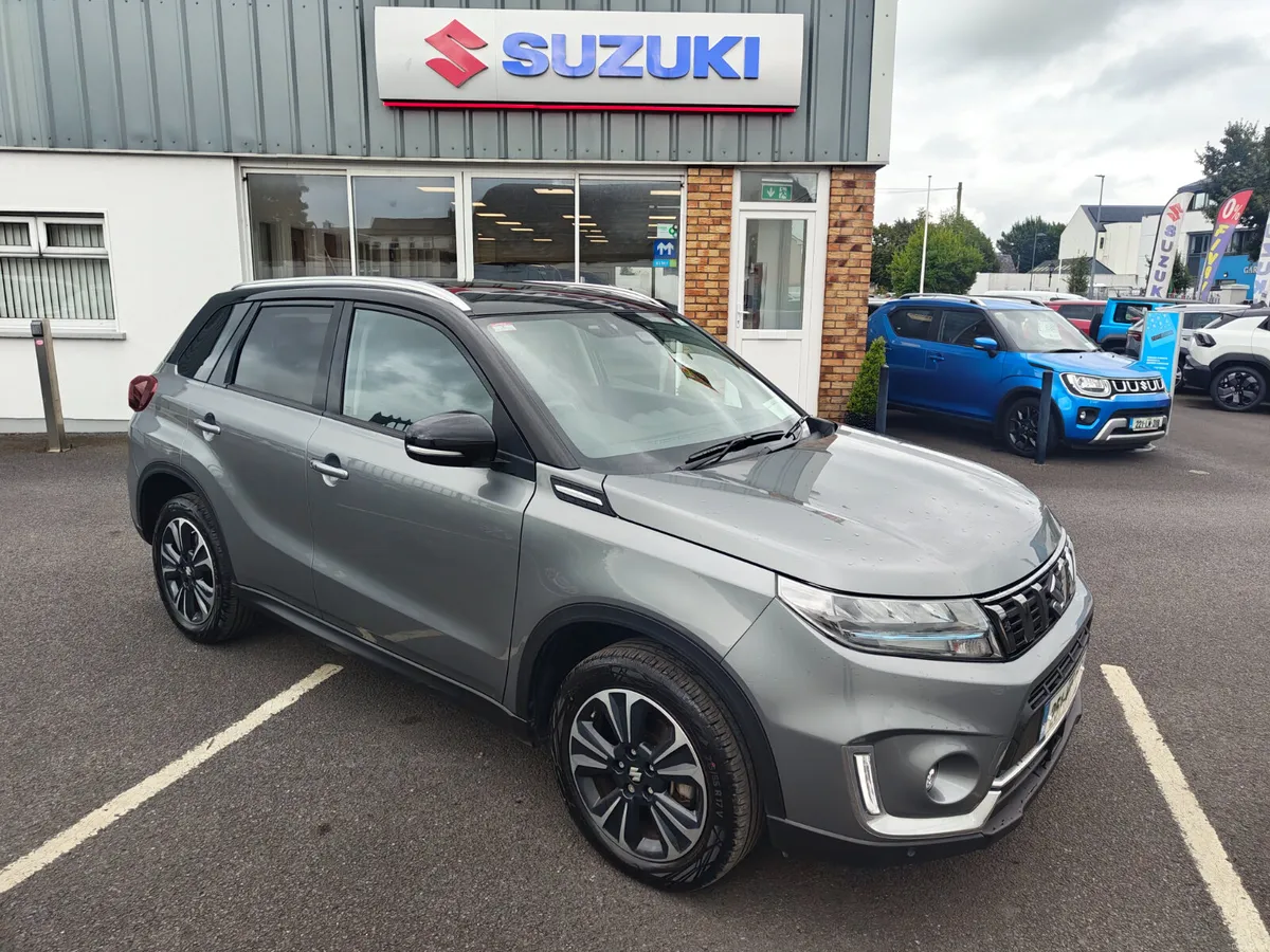 Suzuki Vitara 1.5 SZ5 Full Hybrid AUTO - Image 2