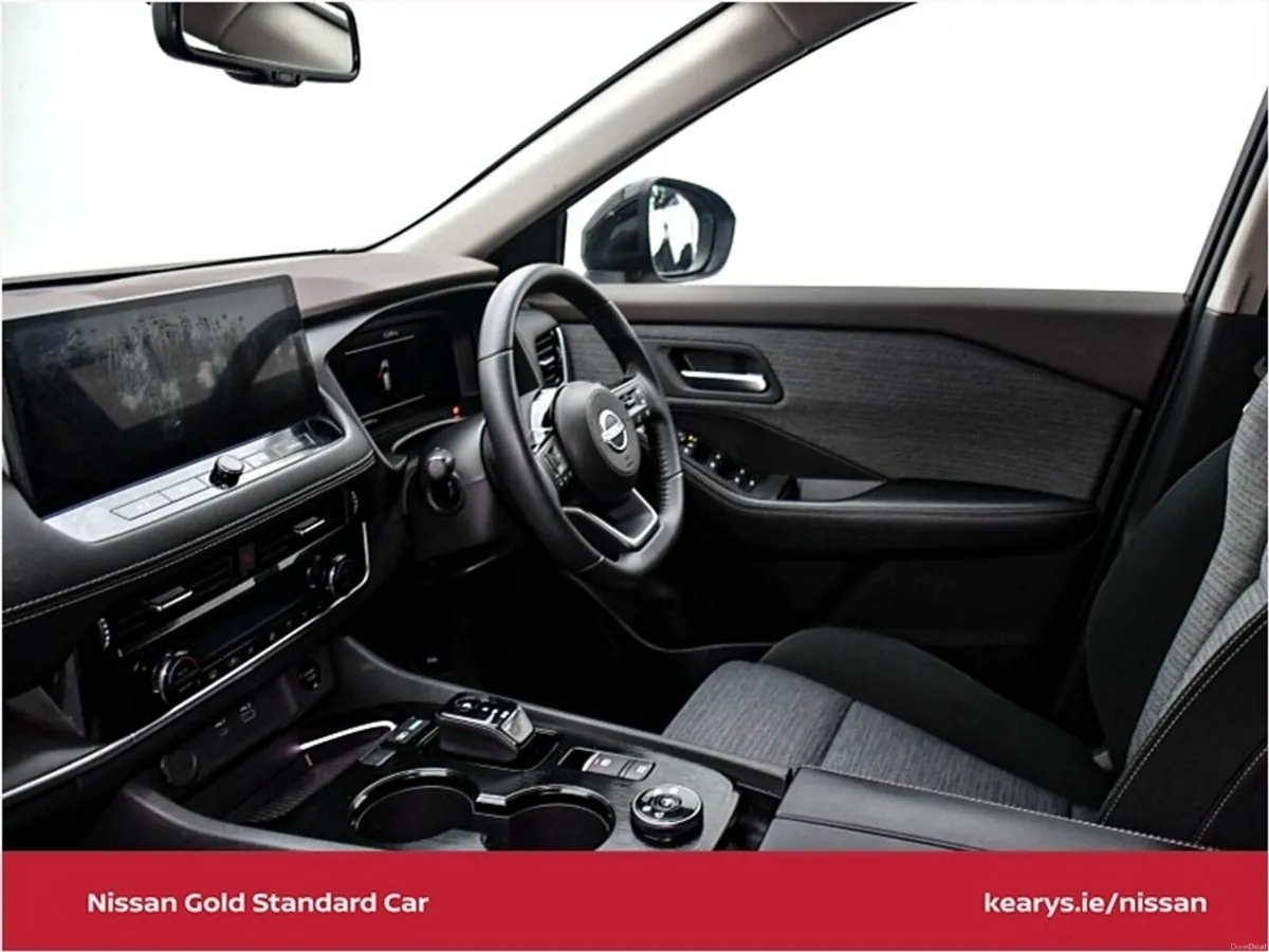 Nissan X-Trail ePOWER SV PREMIUM 7 Seater - Image 5