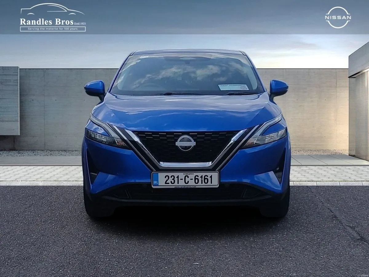 Nissan Qashqai 1.3 PET MILD HYBRID SV CVT - Image 4