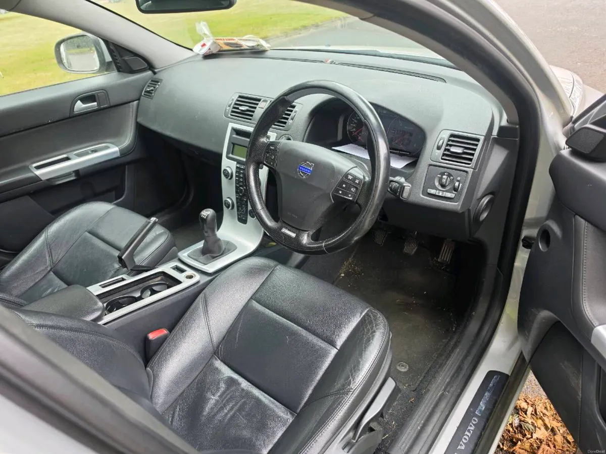 Volvo v50 - Image 5