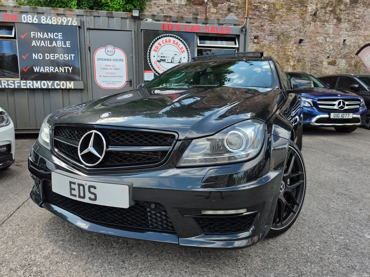 Mercedes-Benz C63 Edition 125         2011 - Image 6