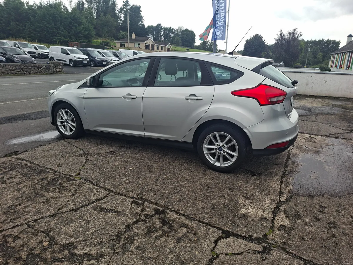 2016 Ford Focus 1.5 TDCi 95PS Style - Image 5