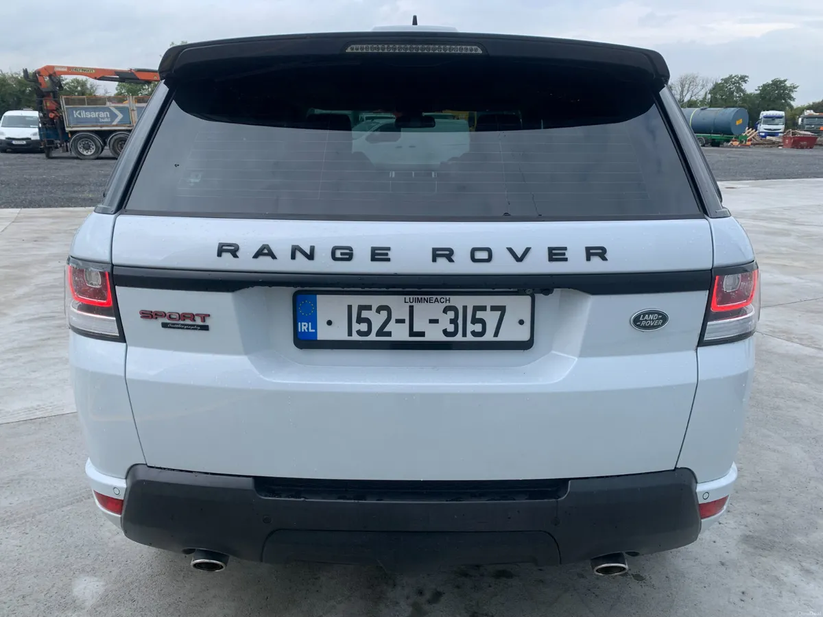 UNRESERVED 2015 LAND ROVER RANGE ROVER SPORT - Image 4