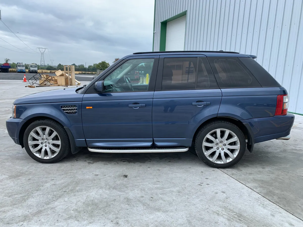 UNRESERVED 2008 LAND ROVER RANGE ROVER SPORT - Image 2