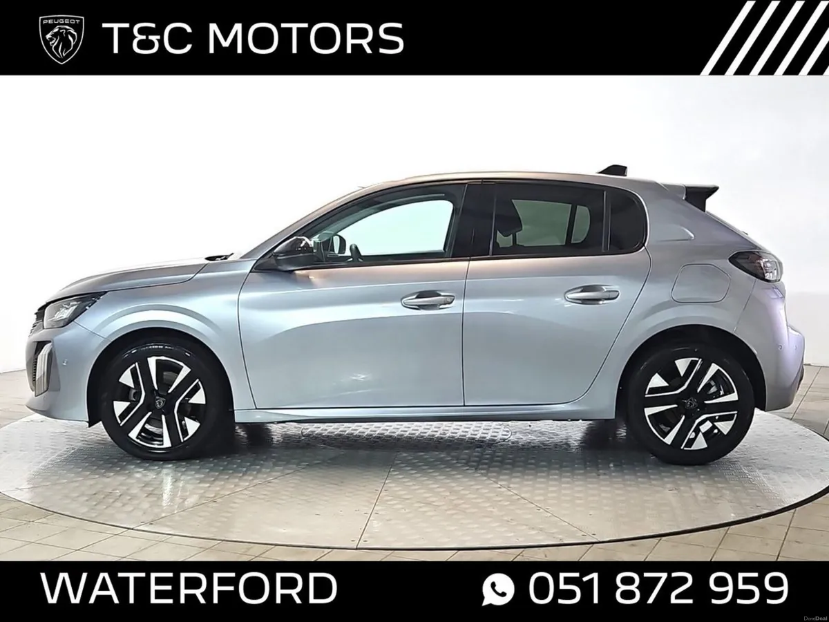Peugeot 208 *Low Mileage Hybrid* Allure Model - Fr - Image 5