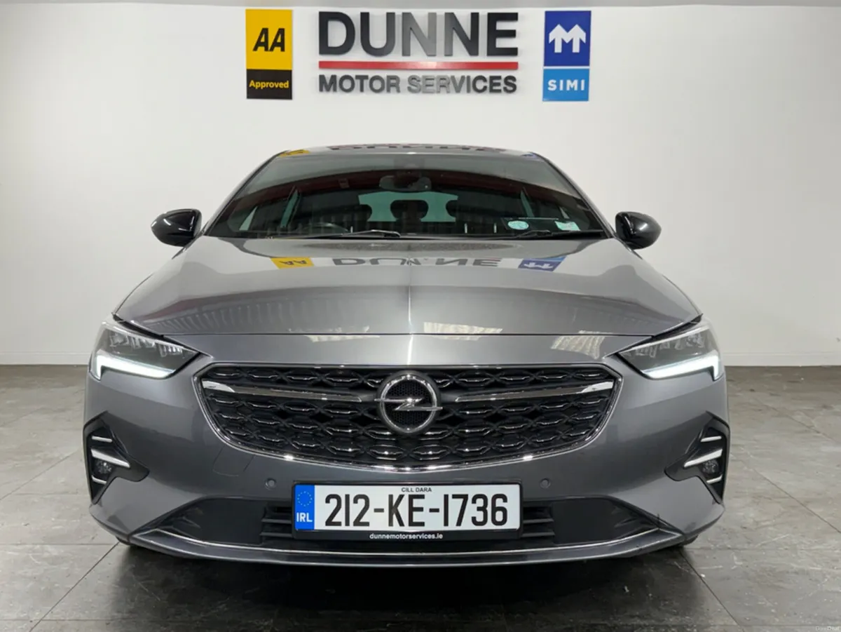 Opel Insignia **2 KEYS  **MULTI FUNCTION STEERING - Image 3