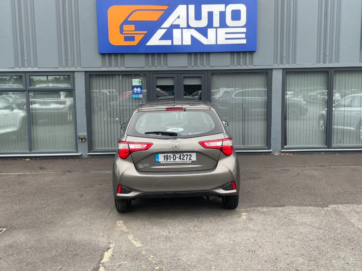 Toyota Yaris 1.0 LUNA 4DR - Image 4