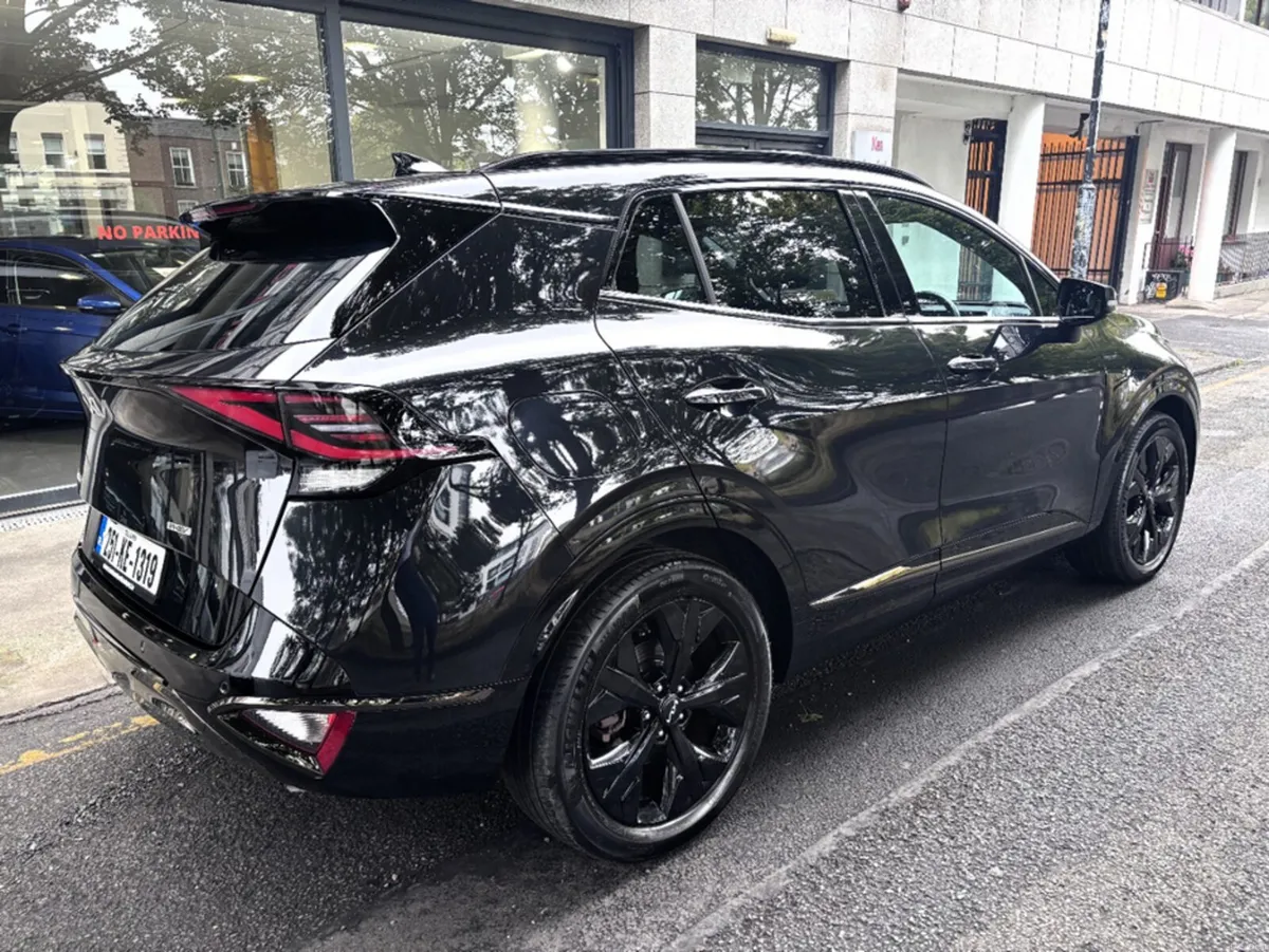 Kia Sportage 1.6 PHEV Anniversary Edition MY25 - Image 2
