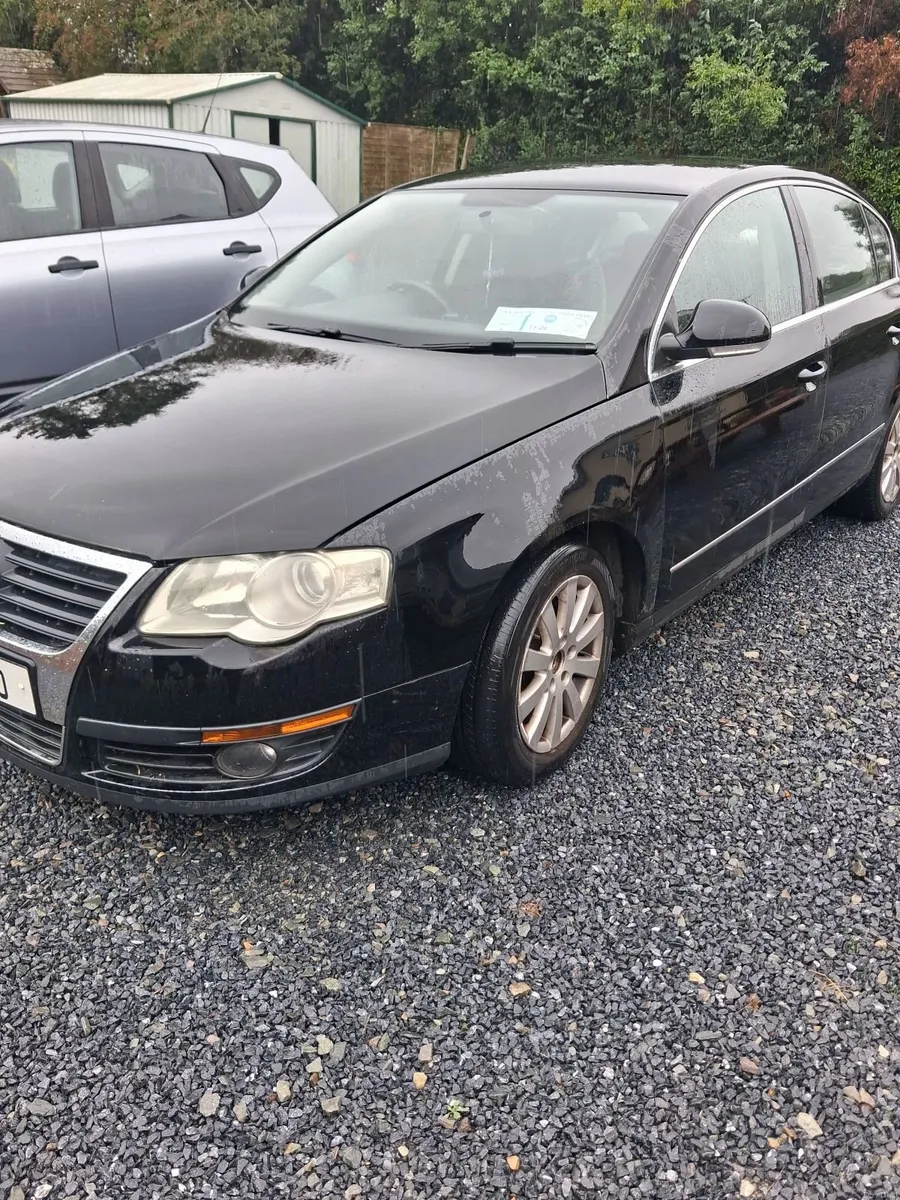 Volkswagen Passat 2009 - Image 5