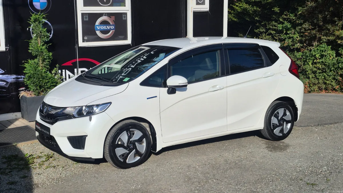 Honda Fit Automatic 2015 (New Nct) - Image 4