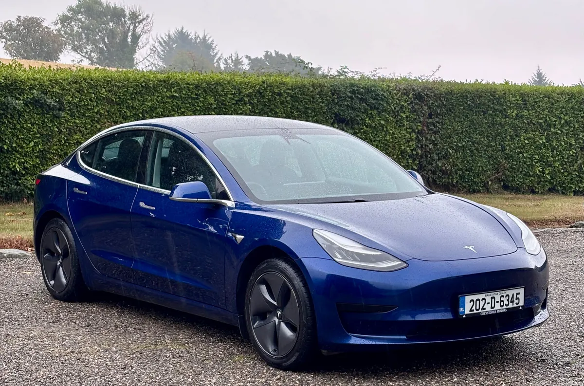 2020 Tesla Model 3 SRP - 2 year Tesla warranty - Image 1