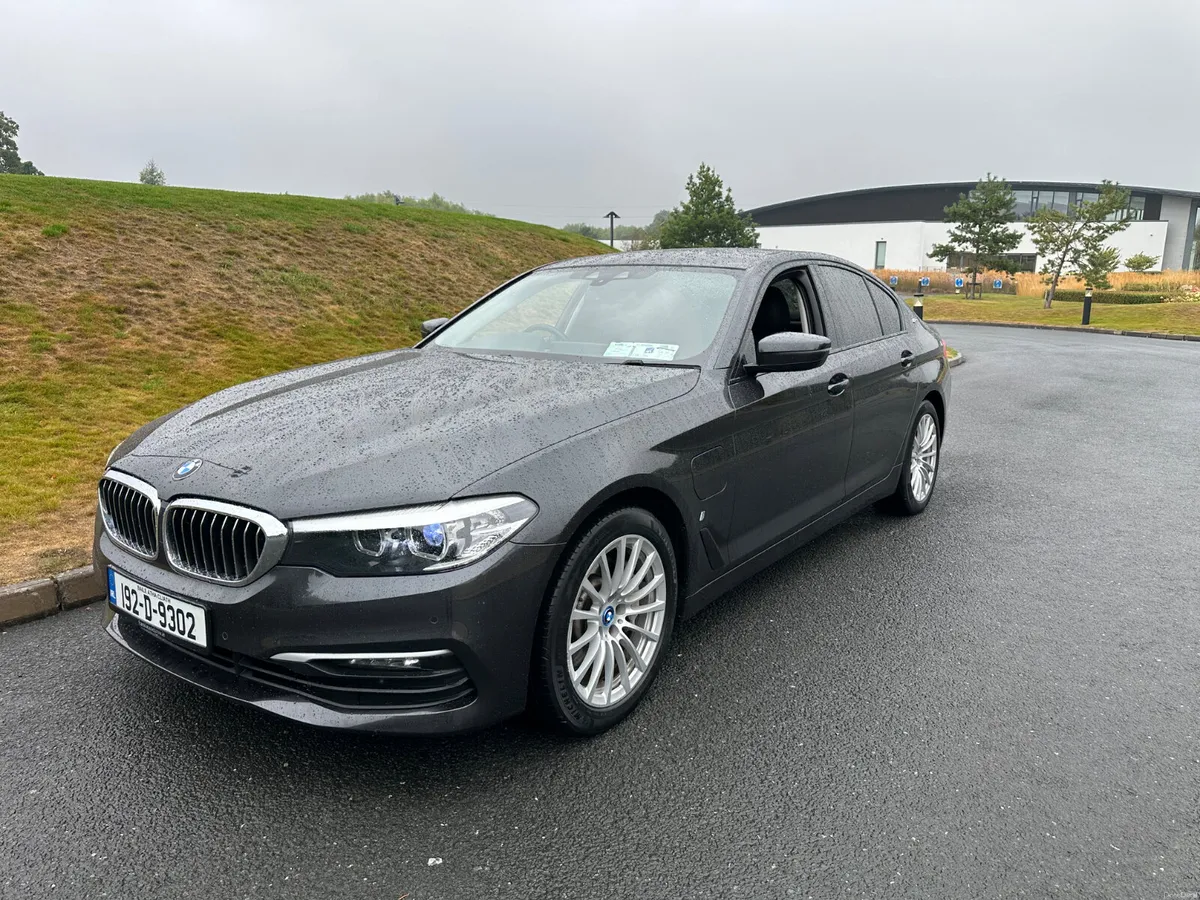 BMW 5-Series 2019 Low Kms FSH - Image 2