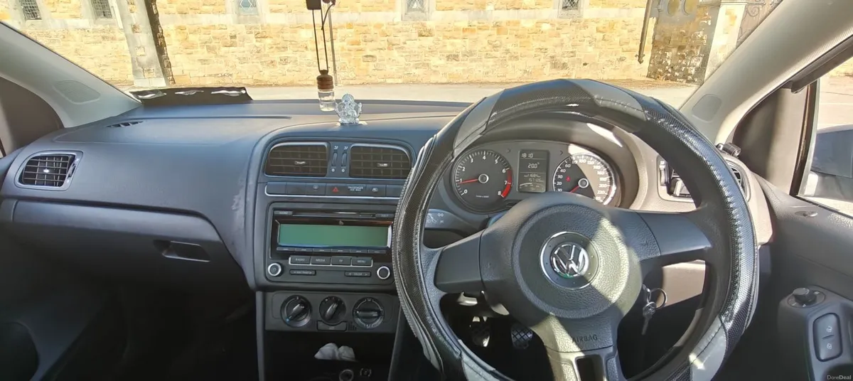 Volkswagen Polo 2010 1.2 (Manual) 157KM - Image 2