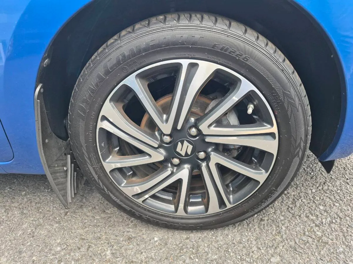 Suzuki Swift 1.2 Mild Hybrid - Image 3