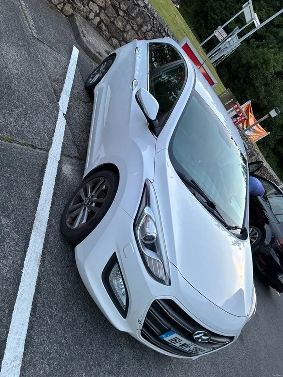 2016 Hyundai I30 - Image 2