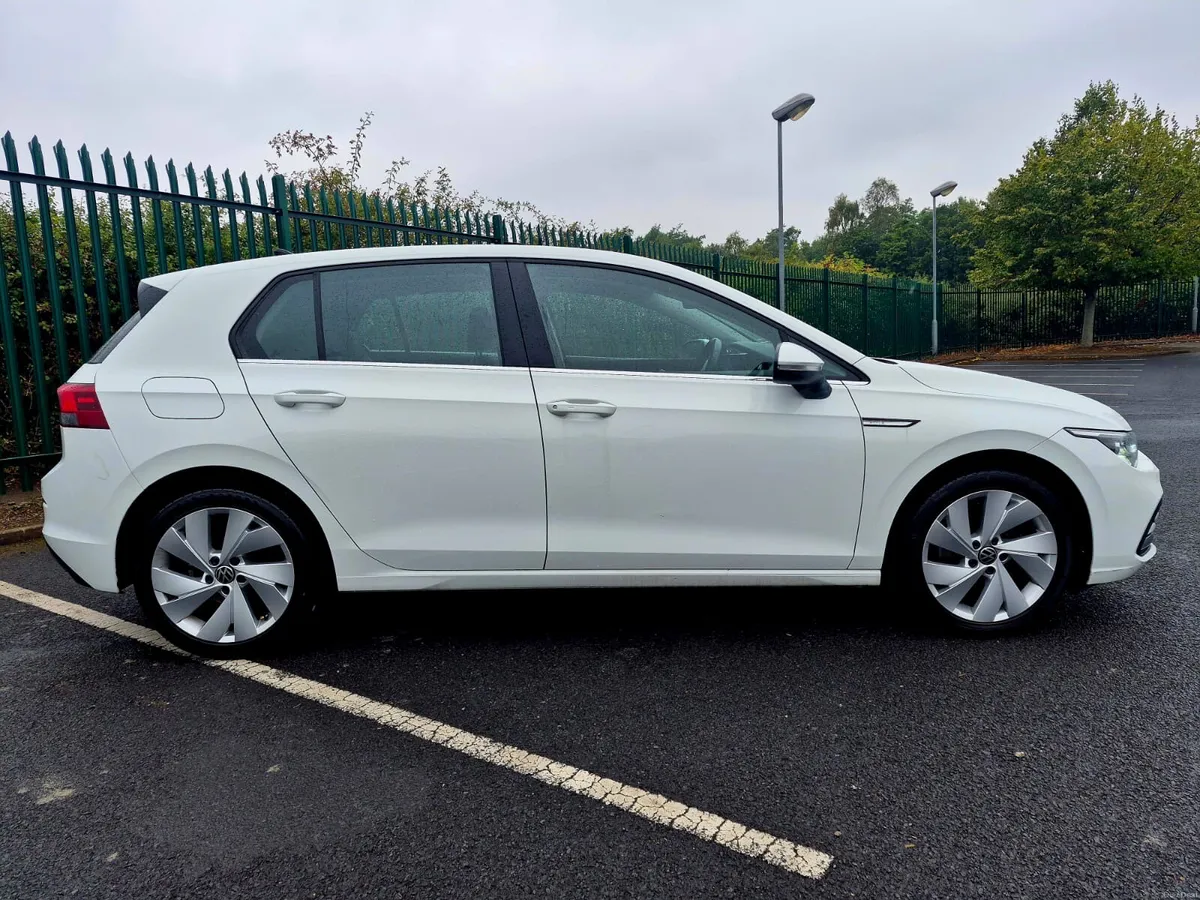 2020  VOLKSWAGEN GOLF 2.0 TDI STYLE - Image 2