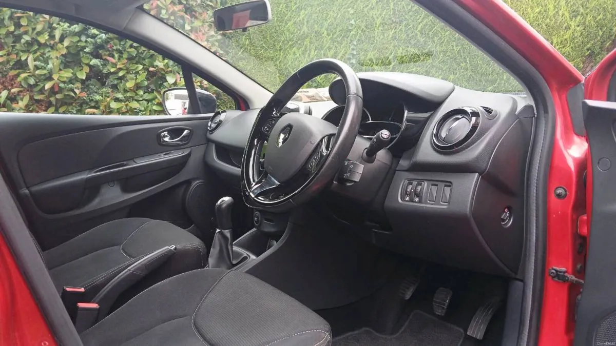 Car - Image 6
