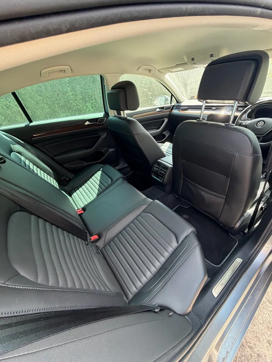 2018 Volkswagen Passat 190BHP 2.0 tdi Elegance - Image 6
