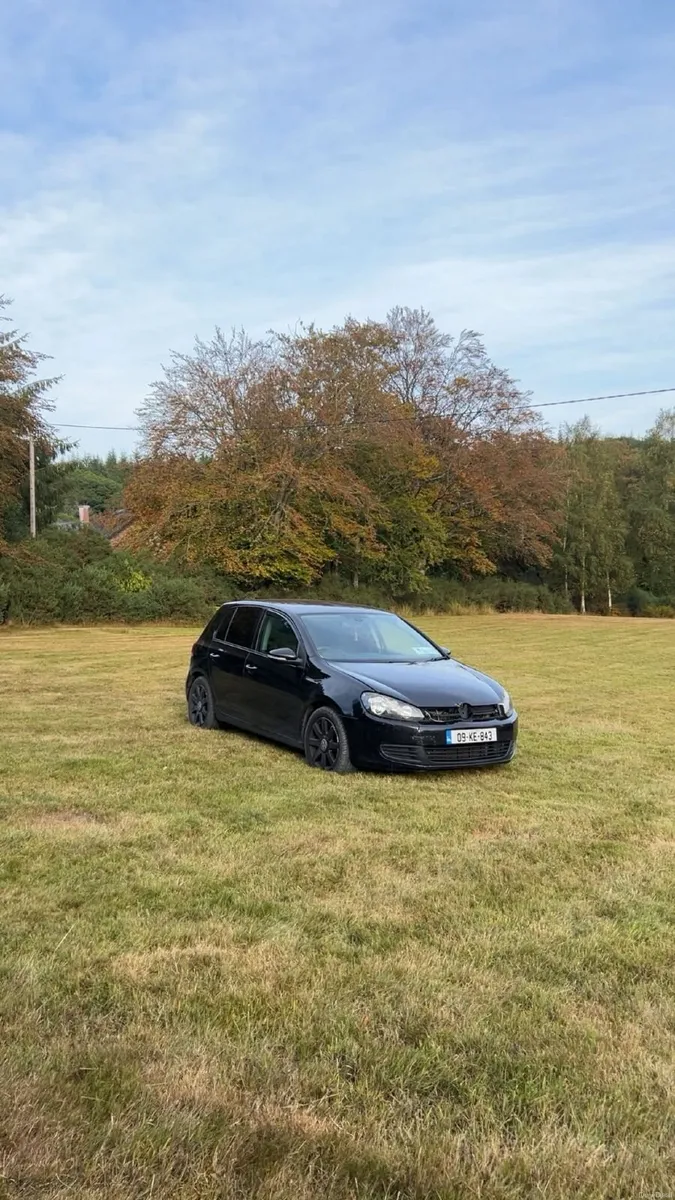 Volkswagen Golf 2009 - Image 1