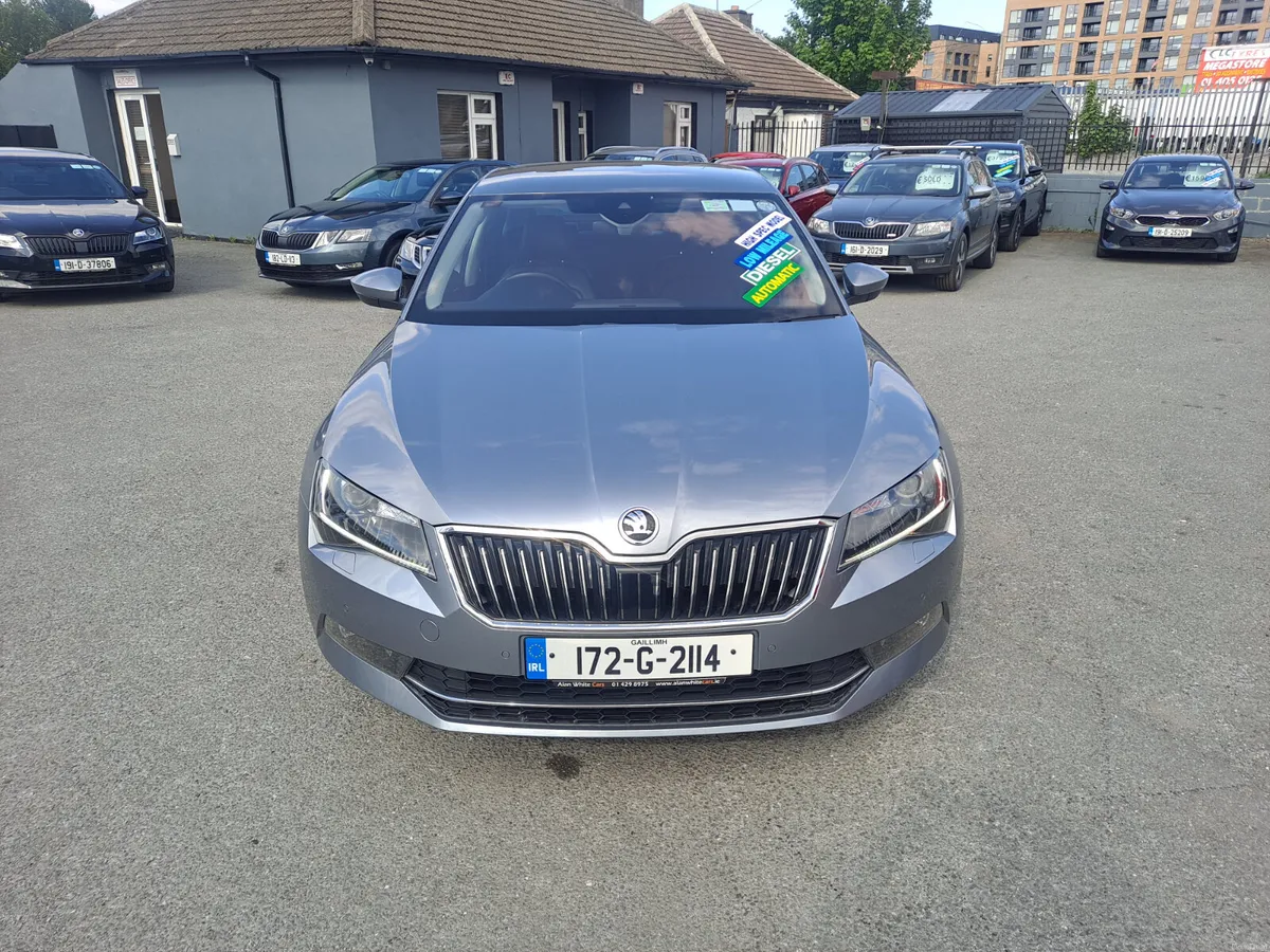 Skoda Superb 2017 2.0 TDI LAURIN & KLEMENT 150BHP - Image 3